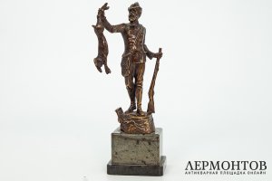 Статуэтка Охотник с зайцем. Германия, автор Franz Iffland, 1930-е гг. Бронза.