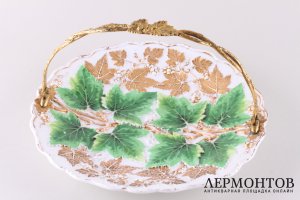 Конфетница Виноград. Фарфор, роспись, золочение, мет.сп. Германия, Мейсен, XIX век.