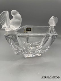 Ромбическая ваза для фруктов с птичками. Хрусталь, Cristal de Sèvres, Франция, 20 век