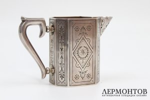 Молочник с орнаментом. Серебро 84 пр. Российская империя, Петербург, Фаберже, 1880-90