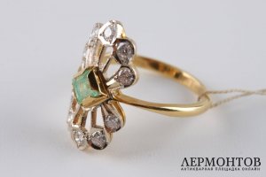 Перстень с изумрудом и бриллиантами. Золото 750. CCCР, 1970е
