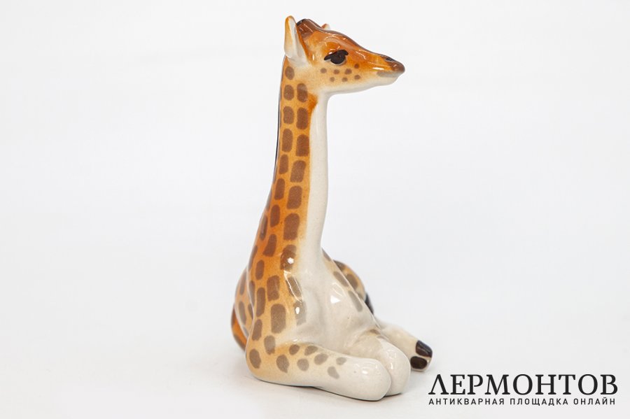 Статуэтка Жирафенок. СССР, ЛФЗ, скульптор П. П. Веселов, 1970-1990 гг. Фарфор.