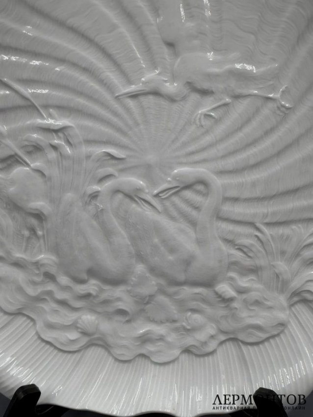 Блюдо для торта из «Лебединого сервиза», 30 × 28 см. Фарфор, Meissen, Германия
