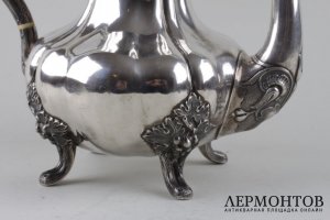 Кофейник Карл Сейпель. Серебро 84 пробы. Российская империя, середина XIX века.