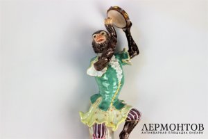 Фигурка. Обезьяна, играющая на бубне. Мейсен. Германия