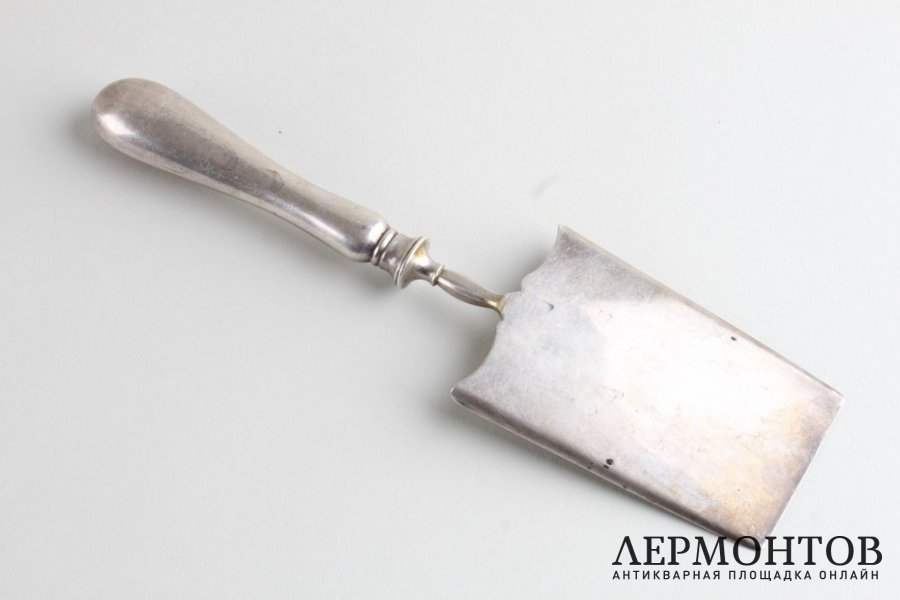 Лопатка. И. Хлебников. Серебро 84 пробы. 1879 год. Российская империя