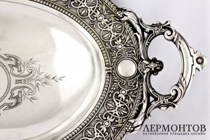 Сухарница на ножках. Серебро 800 пробы. Германия, XIX в.