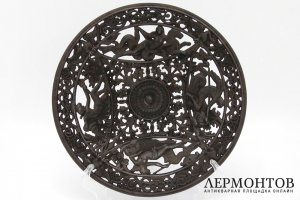 Тарелка Нептун и Наяды. Чугун. Россия, Касли, 1896 год.