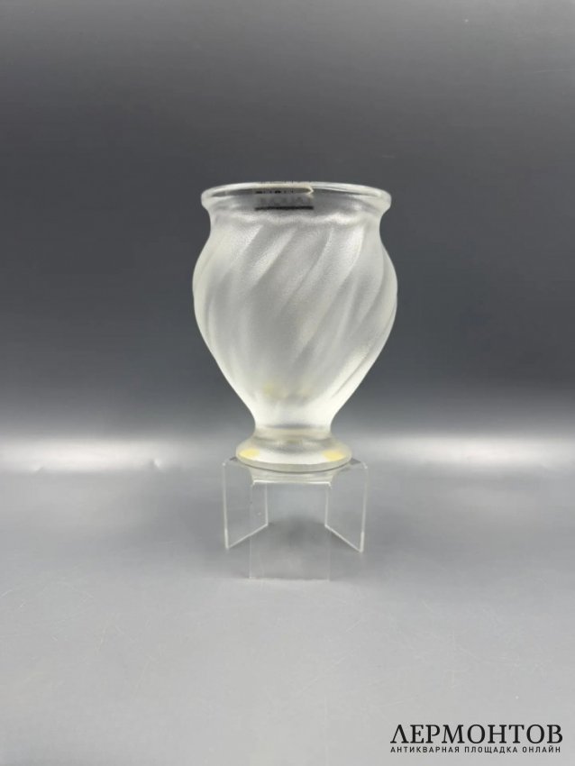 Ваза «Rosine» с двумя голубями. Хрусталь, Lalique, Франция