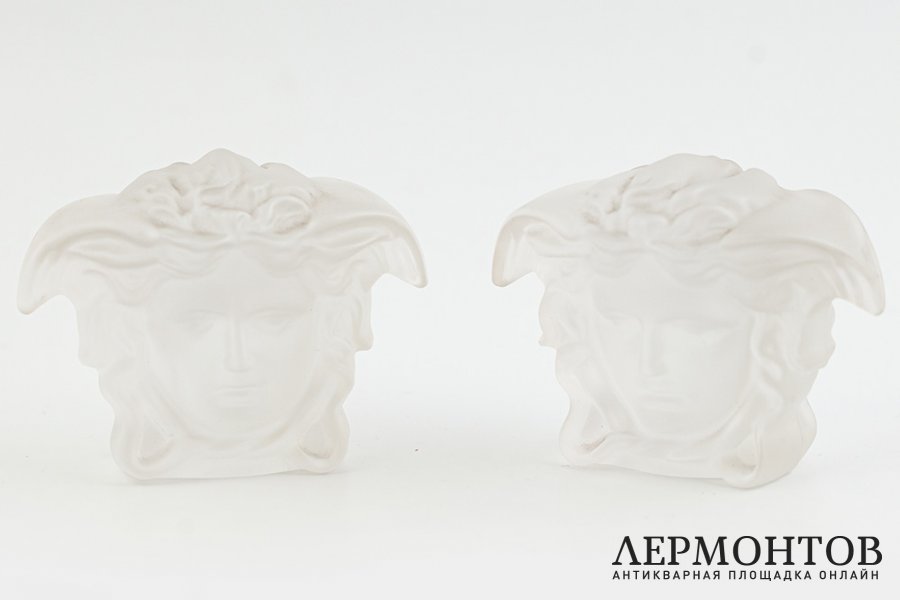 Пресс-папье Medusa Lumiere White 2 шт. Германия, фирма Rosenthal, Versace, 2000 гг.