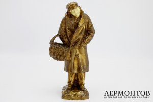 Скульптура Мужчина с корзиной яблок. Бронза, кость. Франция, Secarel, 1920-30е гг.