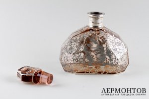 Графин из стекла цвета salmon. Серебро 925 пробы. Италия, 1935-1945 гг.