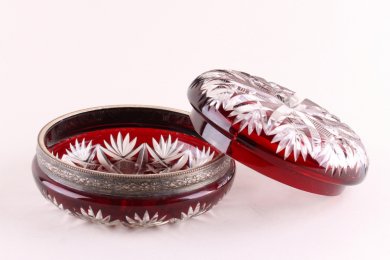 Бонбоньерка, конфетница. Хрусталь, серебро 950 пробы. Франция, XIX век.