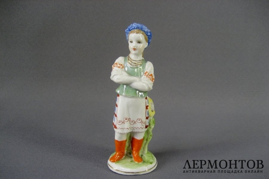 Композиция Украиночка. Фарфор. СССР, Дулево, 50-60-е годы ХХ века
