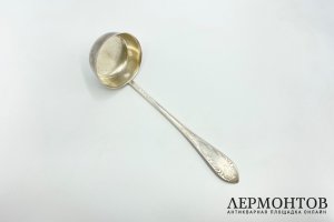 Половник с растительным декором. СССР, Платиноприбор, 1930-е гг. Серебро 875 пробы.