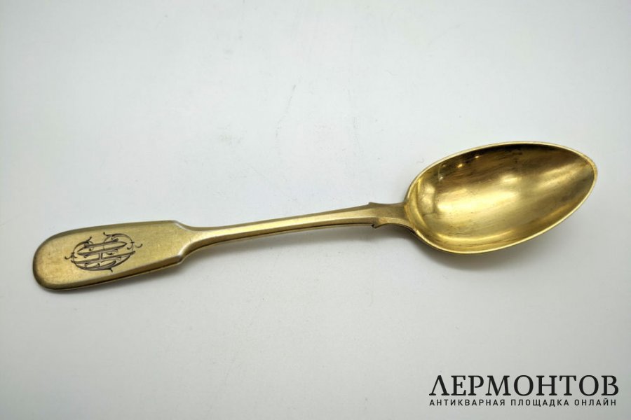 Ложка десертная. Серебро 84 пробы, золочение. Россия, Немиров-Колодкин, 1899-1908.