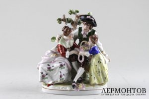 Статуэтка Семья. Фарфор. Фабрика SCHEIBE - ALSBACH. Германия. XX век.