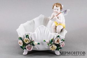 Ваза, конфетница Амур. Фарфор, роспись. Германия, 1930-60е гг.