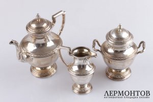Чайный сервиз эгоист из трех предметов. Серебро 950 пробы. Конец XIX в. Франции