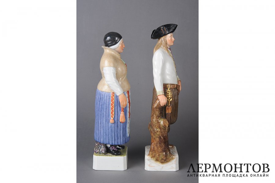 Парные скульптуры Европейские народности. Датская Королевская мануфактура, 1 треть 20