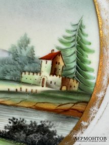 Тарелка «Дама с удочкой на берегу реки». Фарфор, роспись, фабрика братьев Корниловых, Россия, 1861–1884 годы