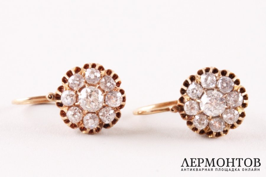 Серьги малинки. Золото 56 пробы, бриллианты 2.30 ct. Российская империя, XIX в.