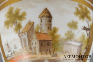 Чашка - шоколадница с изображением архитектуры. Западная Европа. 19 в. Фарфор.