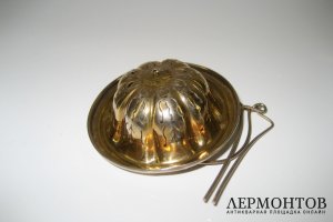 Ситечко. Серебро 950 пробы, золочение. Франция, XIX век.
