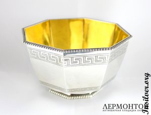 Ваза Иоганн Прагст. Серебро 84. Россия