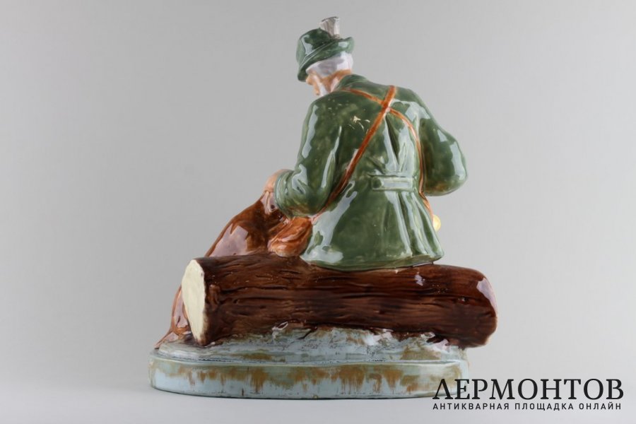 Статуэтка. Охотник с собакой. Фарфор. RAKO, Чехословакия, 1940-e годы.