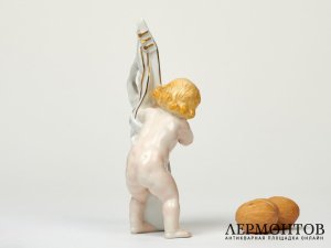 Статуэтка «Дитя с гитарой». Фарфор, Rosenthal, Германия