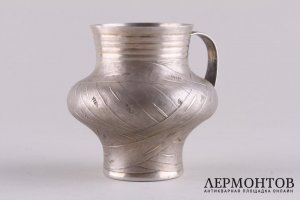 Молочник в русском стиле лоза. Серебро 84 пробы. Россия, 1866 год.