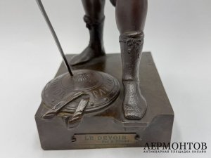 Скульптура Римский воин. Франция, кон. 19 в., автор Эмиль Луи Пико. Бронза, патина.