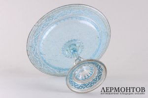 Ваза на ножке. Россия, ИСЗ, 1870-1880-е гг. Стекло, роспись.