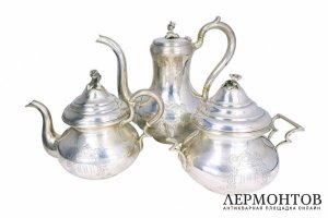 Чайный и кофейный сервиз. Варьюс Иоган. Серебро 84. Российская империя