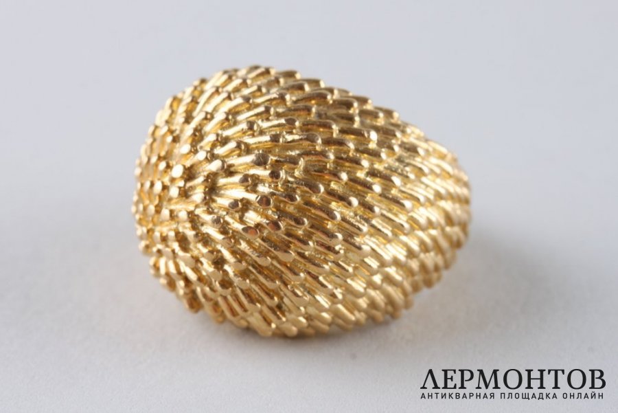 Кольцо Van Cleef and Arpels. Золото 750 пробы.