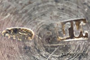 Молочник в русском стиле Цветы и птицы. Серебро 84 пр. Российская империя, 1899-1908.