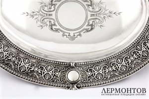 Сухарница на ножках. Серебро 800 пробы. Германия, XIX в.