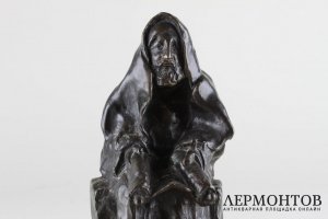 Скульптура Ребе со свитком Торы. Бронза. Европа, 20 век.