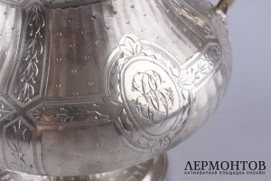 Сахарница в технике гильоше, классика. Серебро 950 пробы. Франция