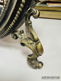 Настольное и подвесное зеркало с фигурным декором. Металл, Фраже, нач. 20 в.