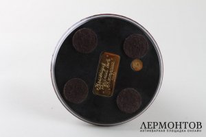 Скульптура Девочка с куклой. Камнерезная работа. Екатеринбург.