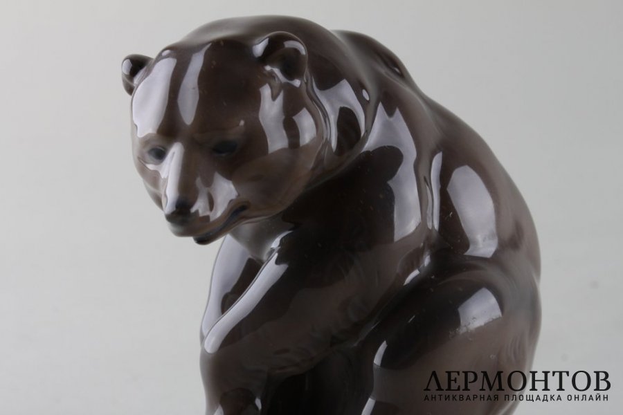 Медведь. Фарфор, роспись. Германия, Rosenthal, G. Schliep, 1924