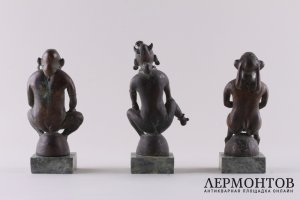 Триптих Мелкие страсти. С.А. Савин. Бронза, камень. Россия, 1980-2000-е гг.