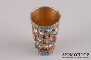 Стопка.  Серебро 84 пробы, эмаль, скань, золочение. Россия, посл. четв. XIX в.