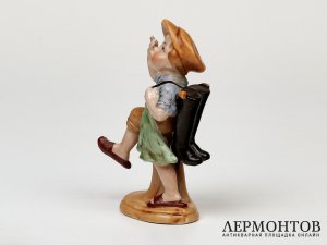 Статуэтка «Путешественник», серия Bertram. Фарфор, Wagner & Apel, Германия, 1930–1940 годы