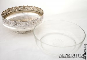 Ваза ажурная с хрустальной вставкой. Ravinet et Denfert. Серебро 950. Франция