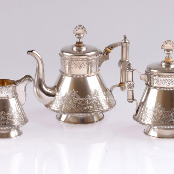 Чайный сервиз. Фирма братьев Грачевых. Серебро 84. Россия