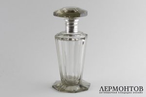 Графин гранeный в стиле art deco. Стекло, литье, серебро 800. Богемия, 1930-е годы.