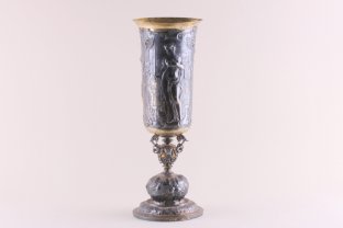 Ваза кубок с мифологическим сюжетом. Wollenweber. Серебро 800 пробы. Германия, XIX в.